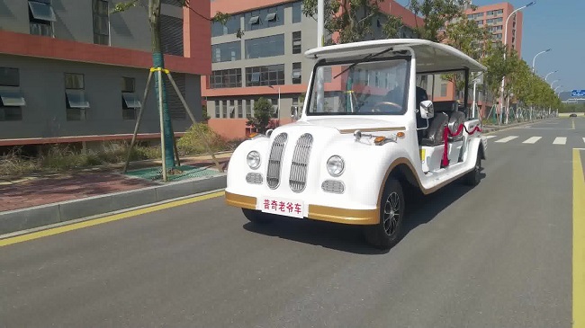 电动摆渡车：未来城市交通的绿色选择   